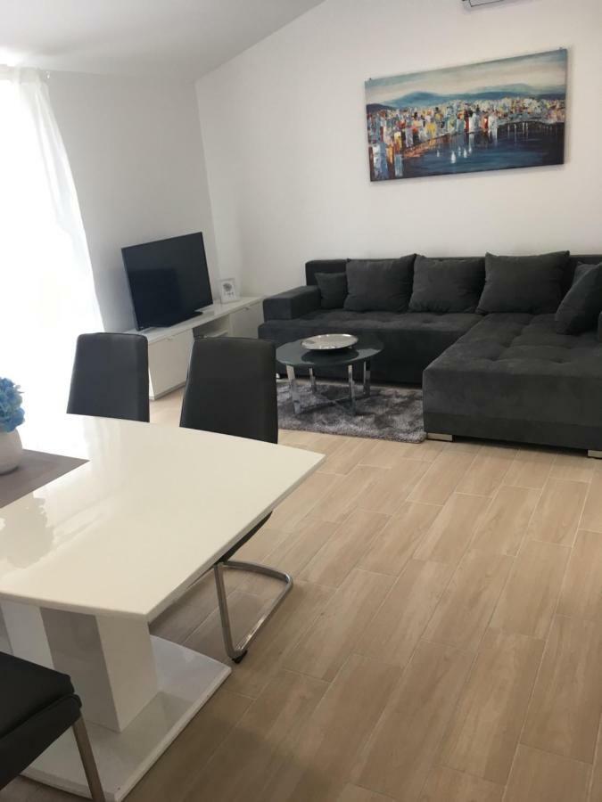 Luxury Apartments Vucinic 皮罗瓦茨 外观 照片